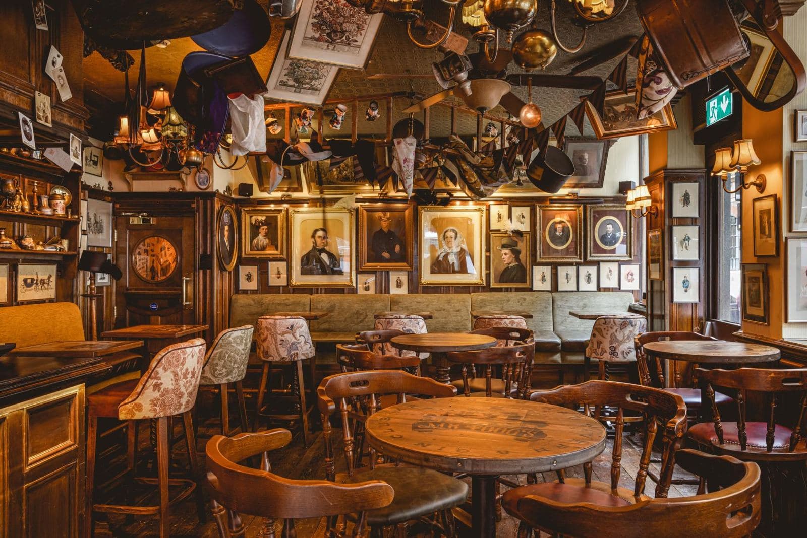 Mr Fogg's Hat Tavern, photo 6