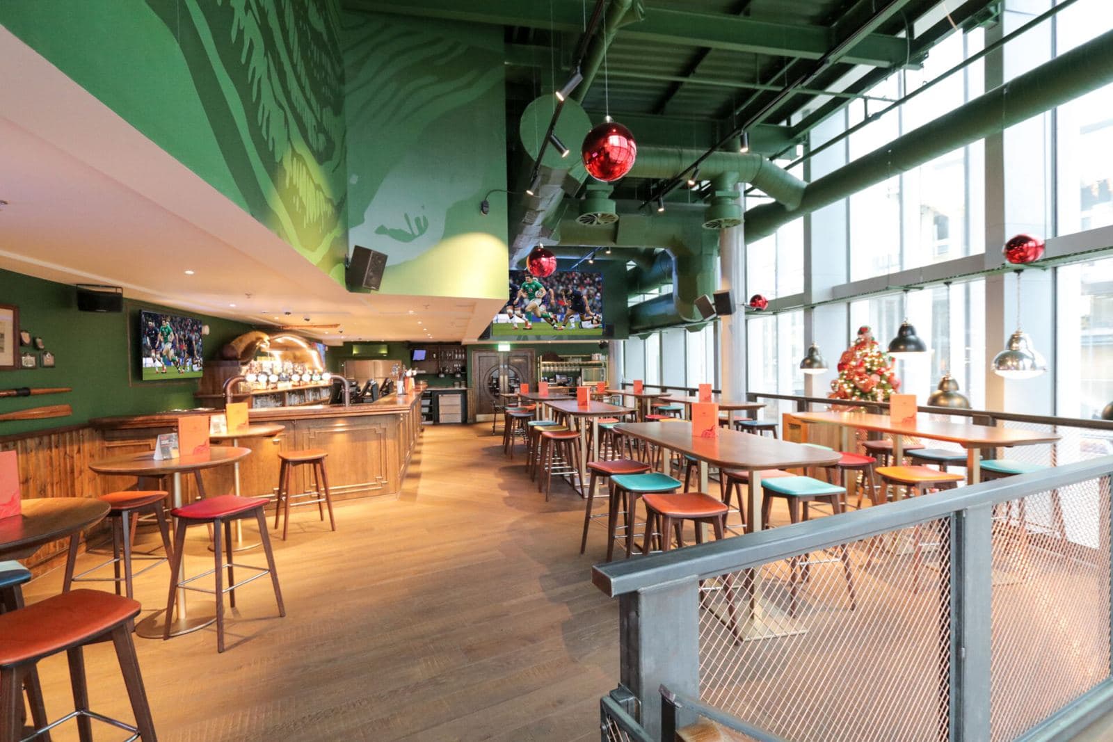 Redwood Bar and Kitchen, photo 6
