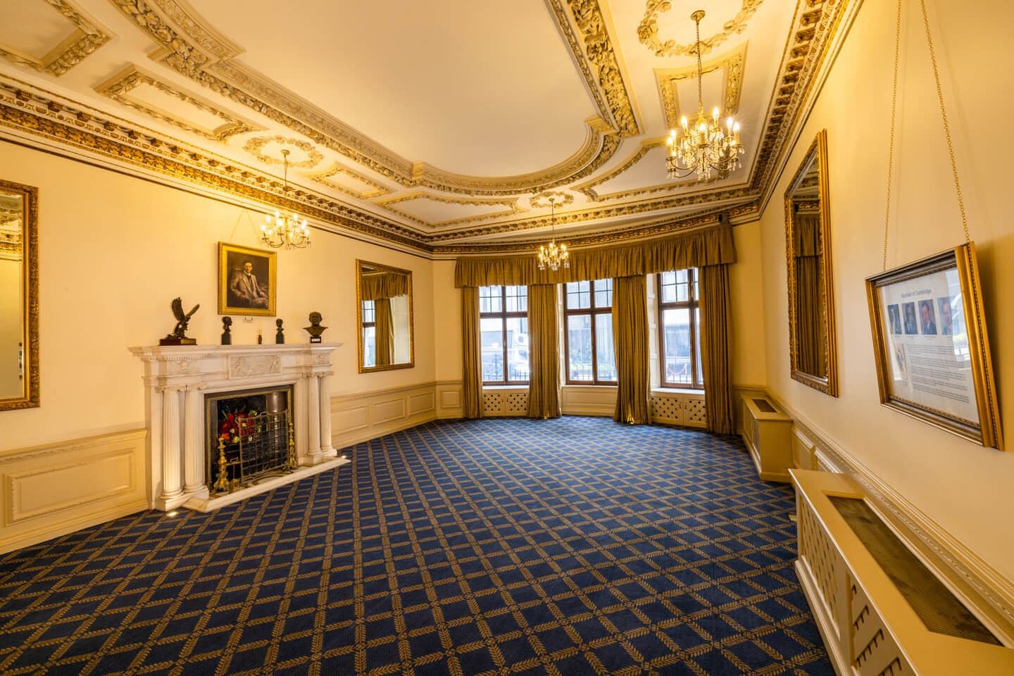 No.4 Hamilton Place Marshall of Cambridge Room & Foyer, photo 2