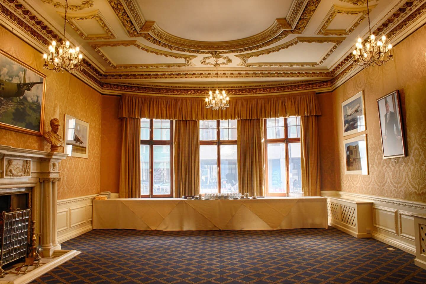 No.4 Hamilton Place Marshall of Cambridge Room & Foyer, photo 6