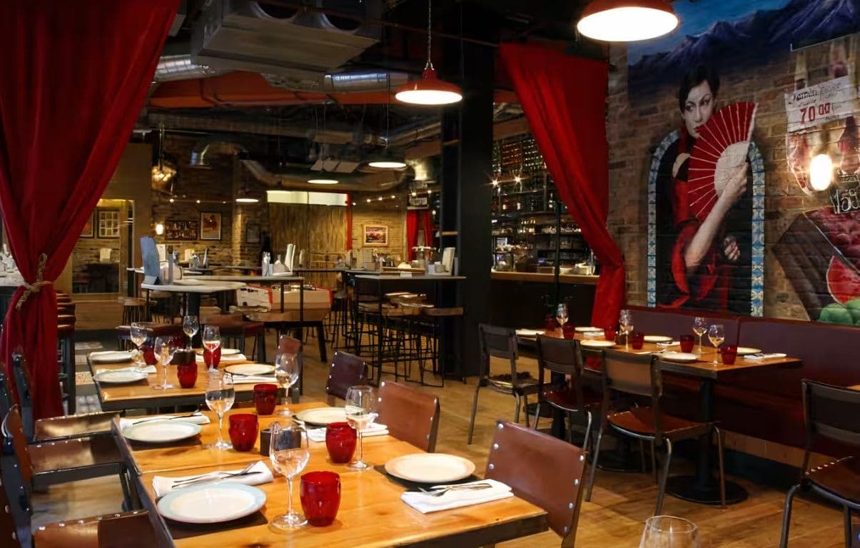 Whole Venue at Camino Monument, photo 7