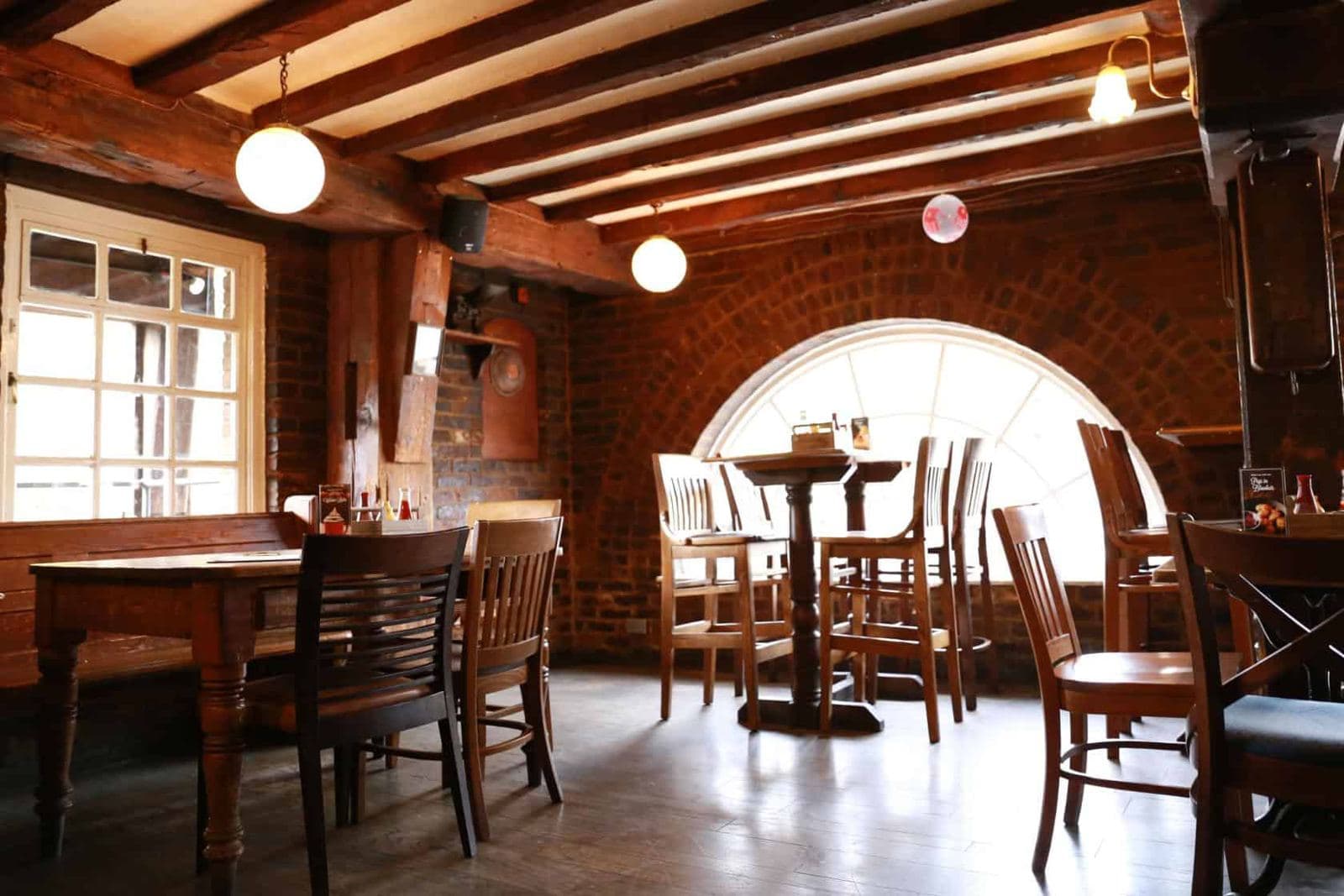 Copperfield Bar at The Dickens Inn, photo 2