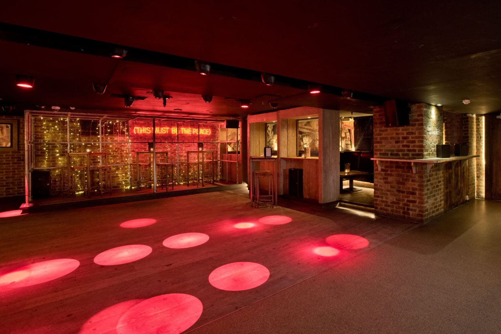 Core Club Room, photo 1