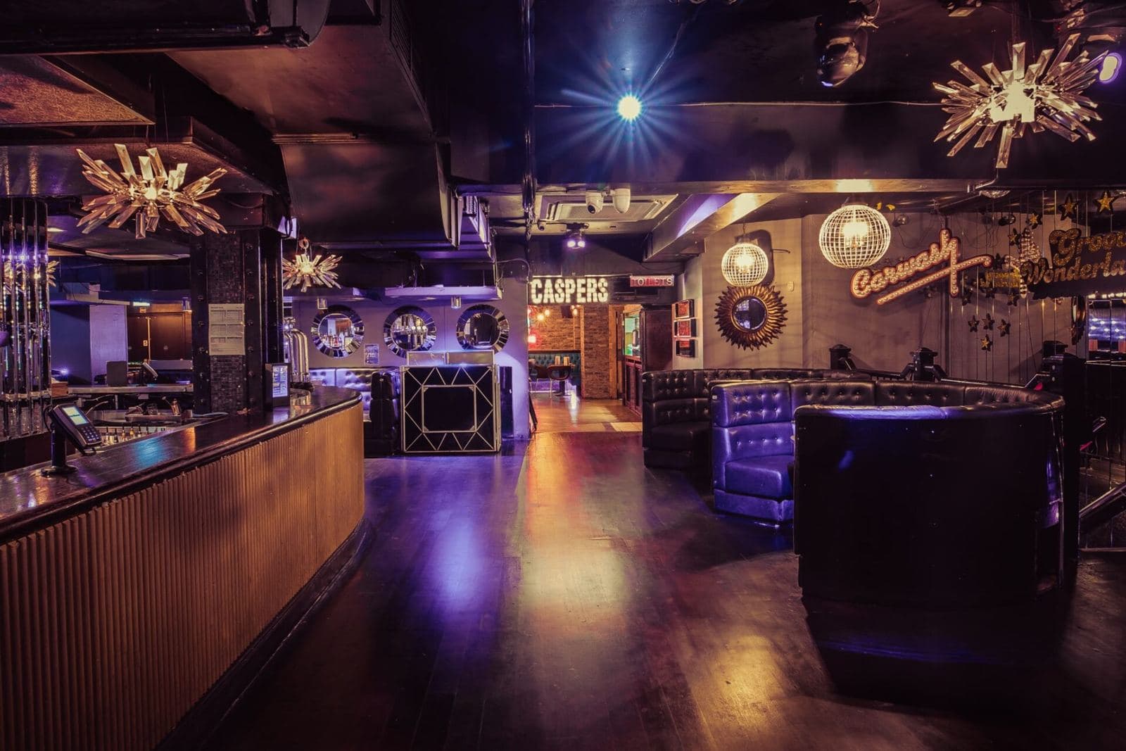 Loop Opal Bar and Caspers, photo 2