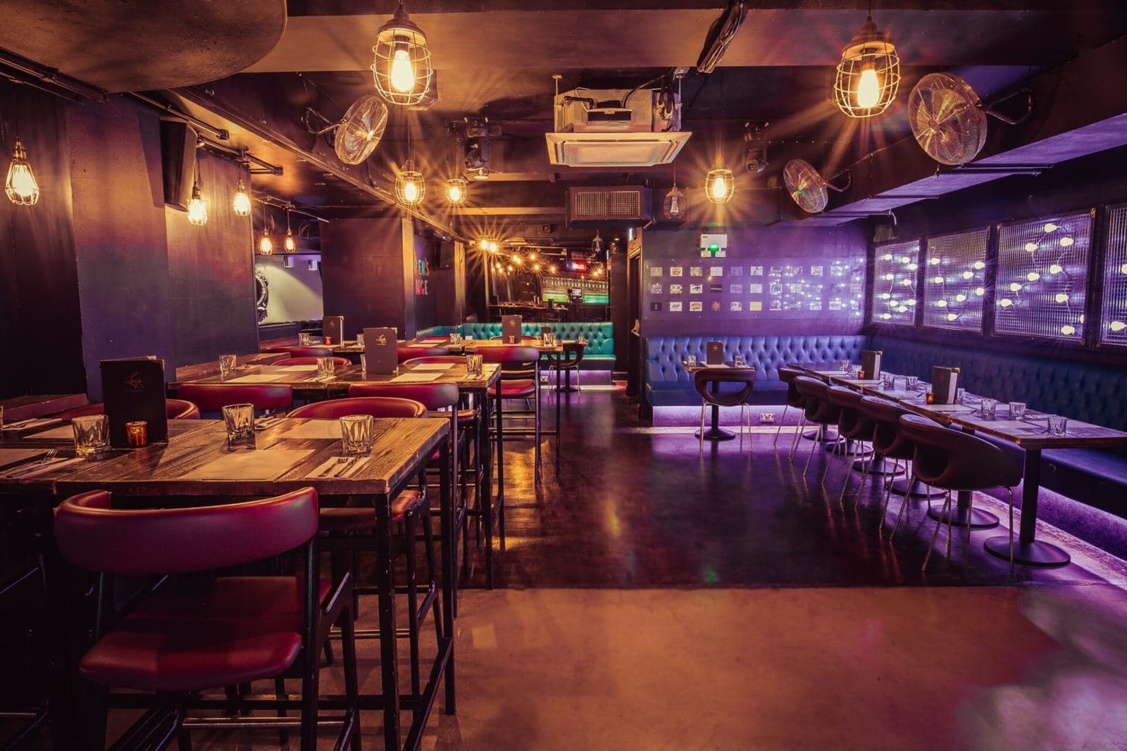 Loop Opal Bar and Caspers, photo 9