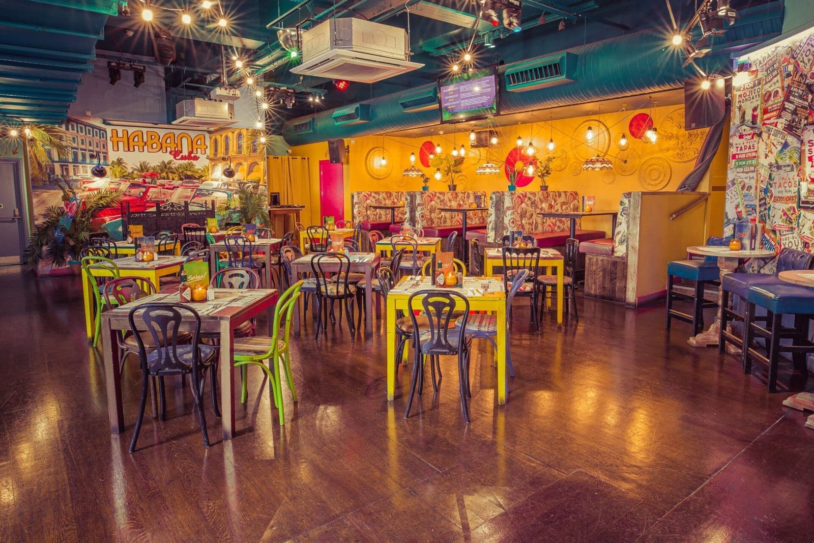 Salsa Temple Rum Room, photo 1