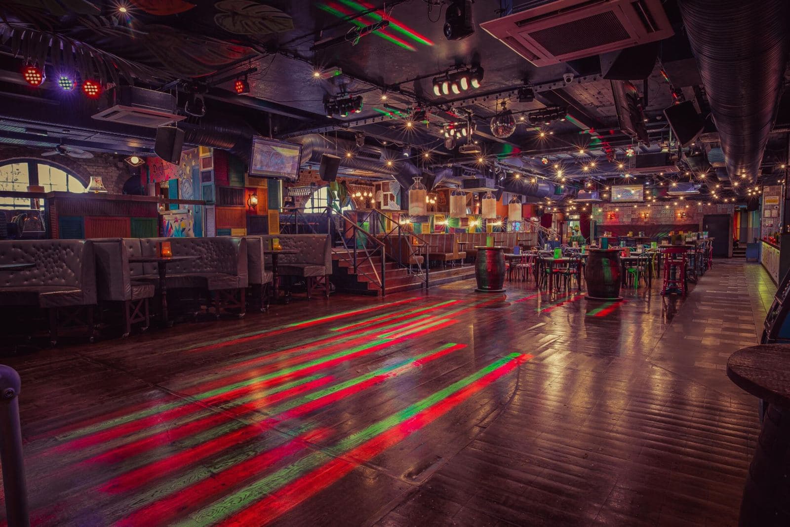 Salsa Temple Arena Room, photo 1