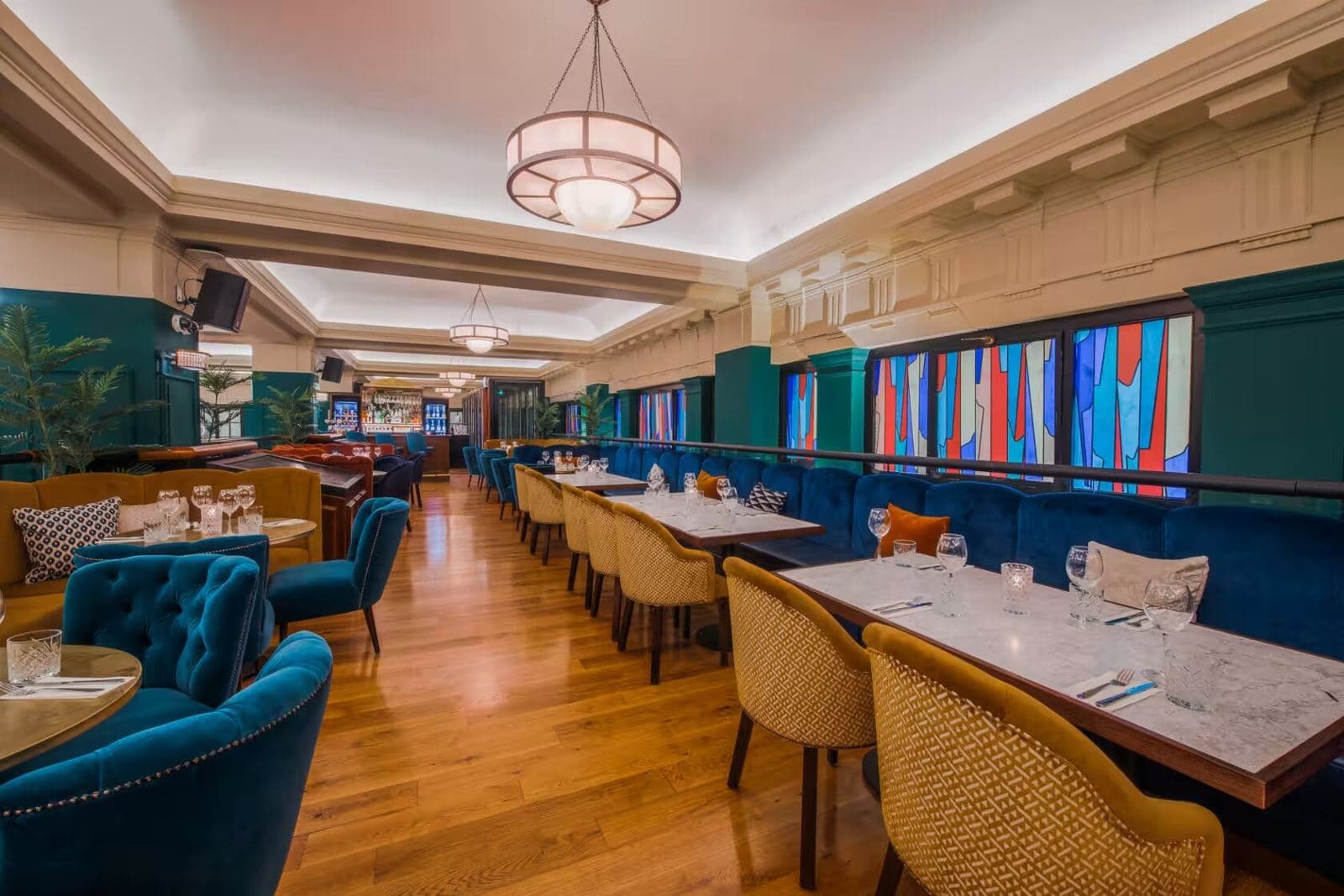 Revolution Leadenhall Balcony Restaurant, photo 1