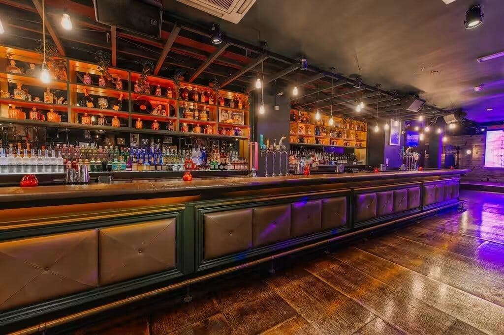 Revolution Leadenhall Basement Bar, photo 1