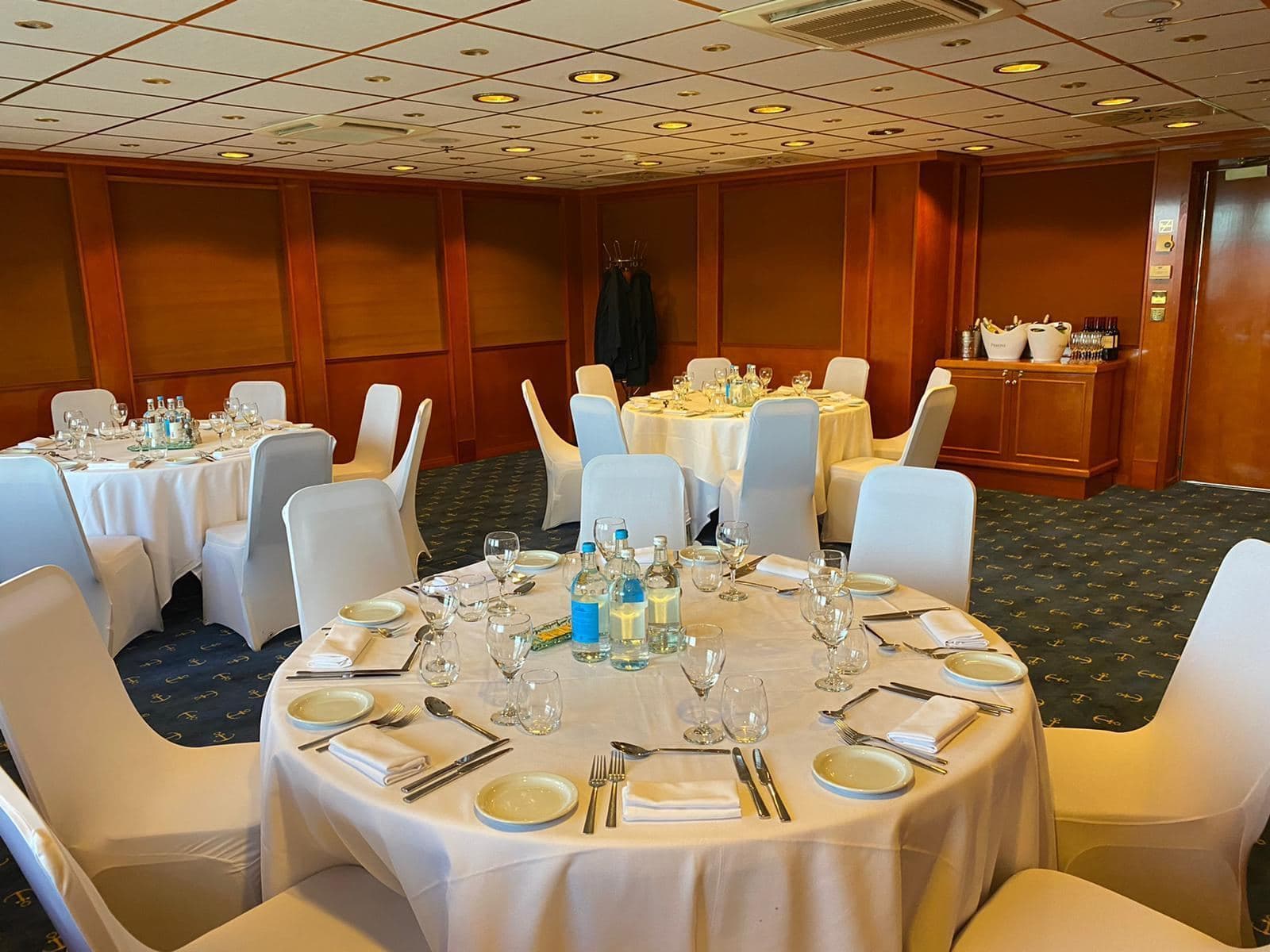 Sunborn East India Room, photo 1