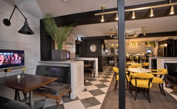 Bonds-Gin-Lounge-11-min-1.jpg