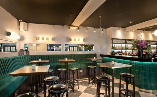 Bonds-Main-Bar-4-min.jpg