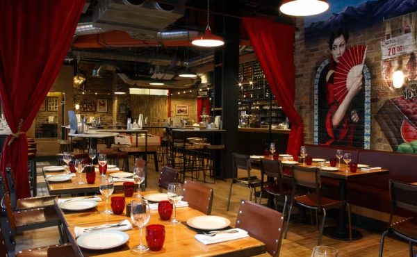 Camino Monument London Christmas Party