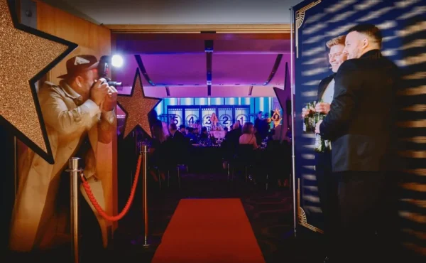 Home 77 Hollywood-Christmas-Party-London-2-min-scaled-1-1024x683-1.webp