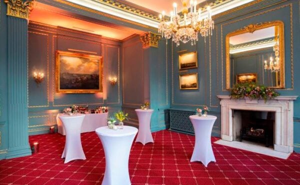 In-and-Out-Club-London-Christmas-Party-Venue-1-3.jpg