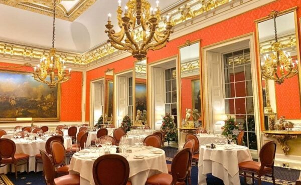 In-and-Out-Club-London-Christmas-Party-Venue-2-2.jpg