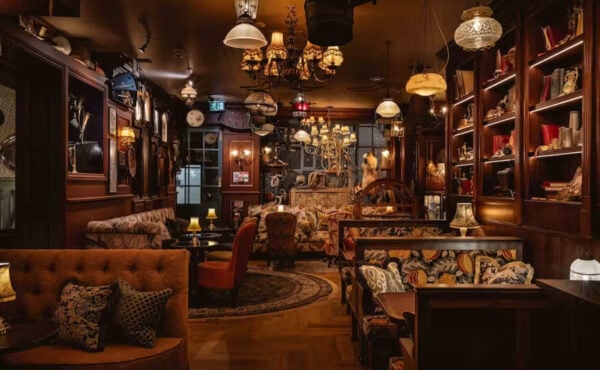 Mr-Foggs-Pawnbrokers-London-Christmas-Party-Venue-6.jpg