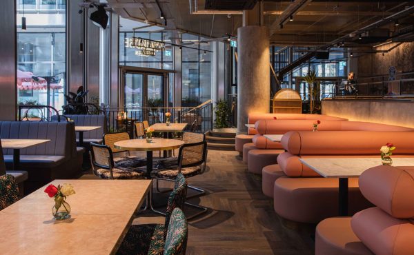 Home 163 Paradise-Green-London-Christmas-Party-3-min-1.jpeg