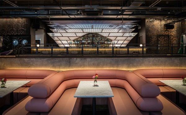 Home 165 Paradise-Green-London-Christmas-Party-5-min.jpeg