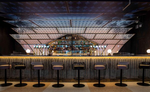 Home 160 Paradise-Green-London-Christmas-Party-min.jpeg