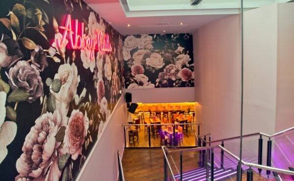 Slug-and-Lettuce-Aldgate-London-Christmas-Party-Venue-12-1.jpg