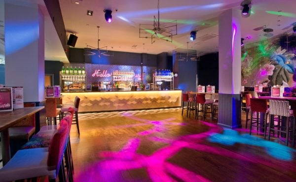 Slug-and-Lettuce-Aldgate-London-Christmas-Party-Venue-8-1.jpg