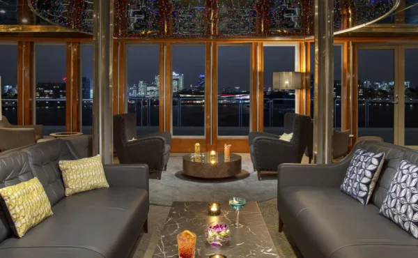 Sunborn-London-Christmas-Party-Venue-1