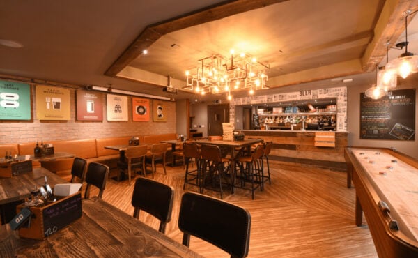Tank-and-Paddle-Bishopsgate-London-Christmas-Party-Venue-2-2.jpg