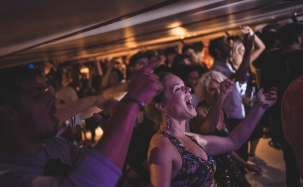 Home 72 dutch-master-dancing-1024x649-1.png